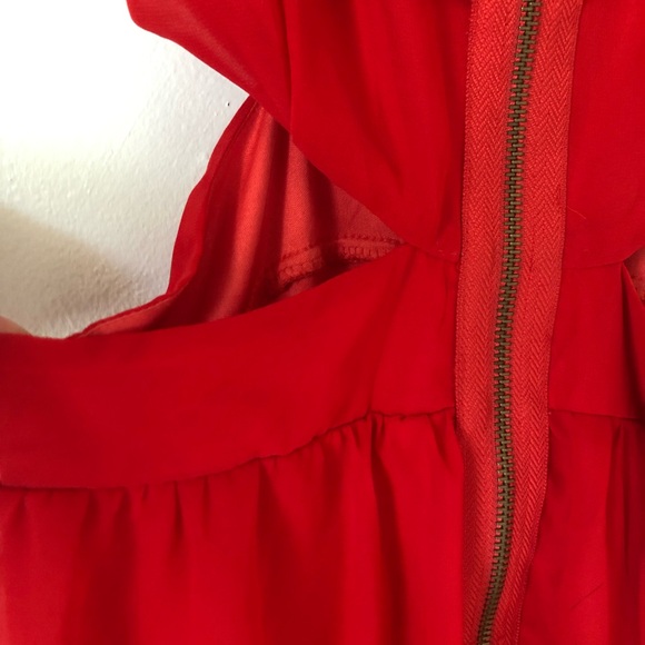 Red Dress 💃🏽 - Picture 6 of 7